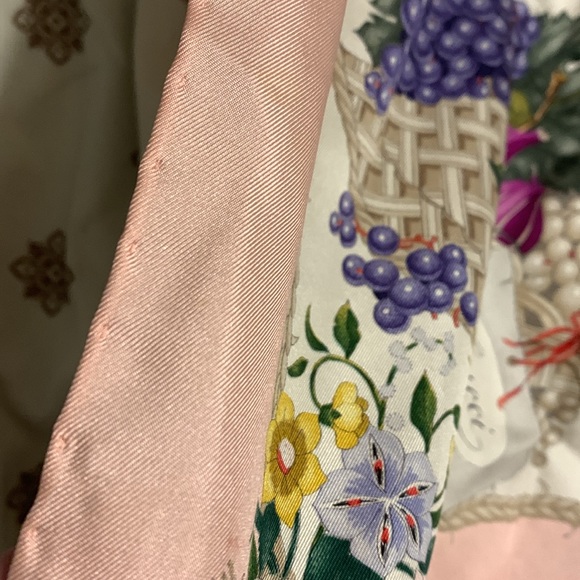 Gucci Floral Silk Scarf - Multicolor - Picture 7 of 11